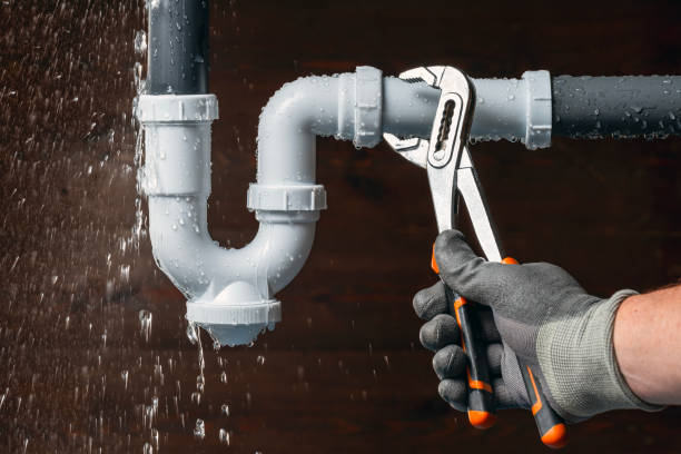 Professional Sewer Line Repair technician working in Holmdel, NJ